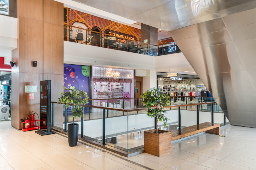 Connect Den Films has a team of enthusiastic professionals which consists of photographers / editors/cinematographers whereby we provide multiple range of media related services. Connect Den Films has successfully executed multiple projects in Event photography, Cultural shoot, Food photography and many more across INDIA. To know more stay connected with Us.